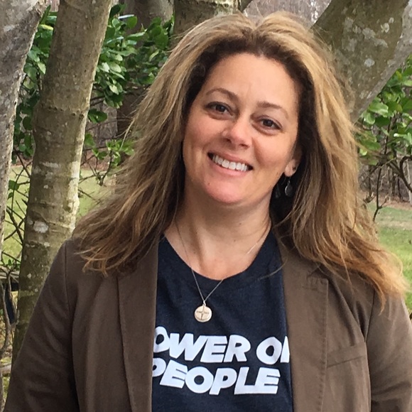 Meet your Posher, Nicki - Picture 4 of 4